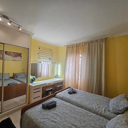 Away But Apartman San Miguel de Abona