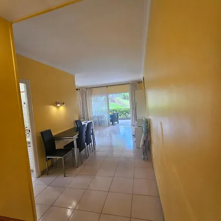 Away But Apartamento