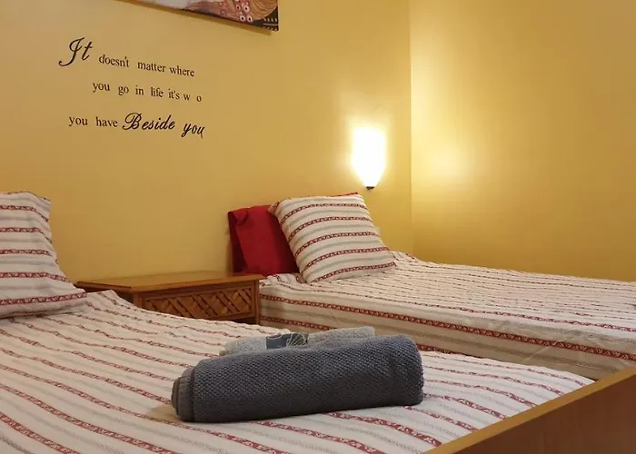 Away But סן מיגל דה אבונה